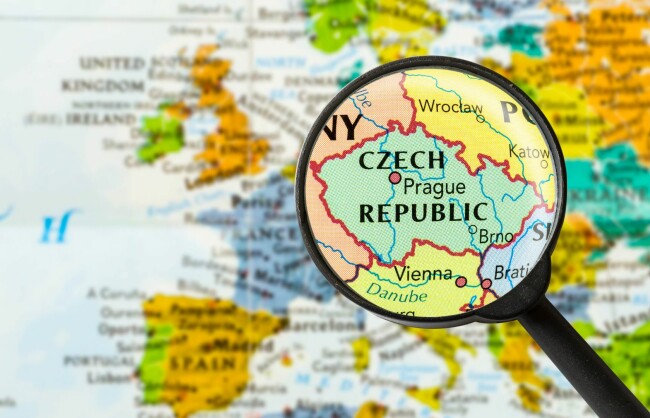 Máme se v Česku opravdu dobře? Srovnání života, práce a mezd v kontextu